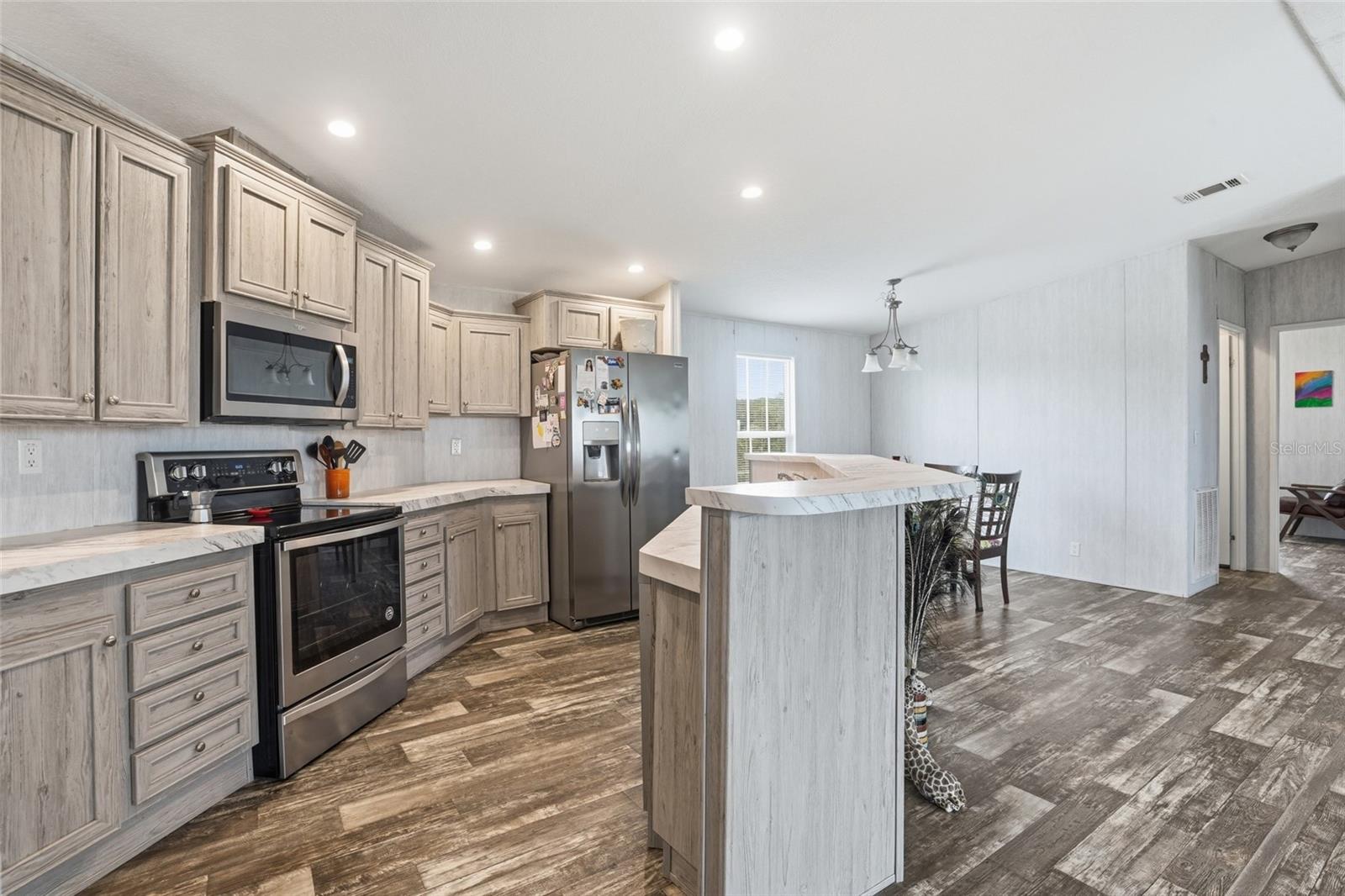 Image 16 of 45 For 3195 Fernwood Lane