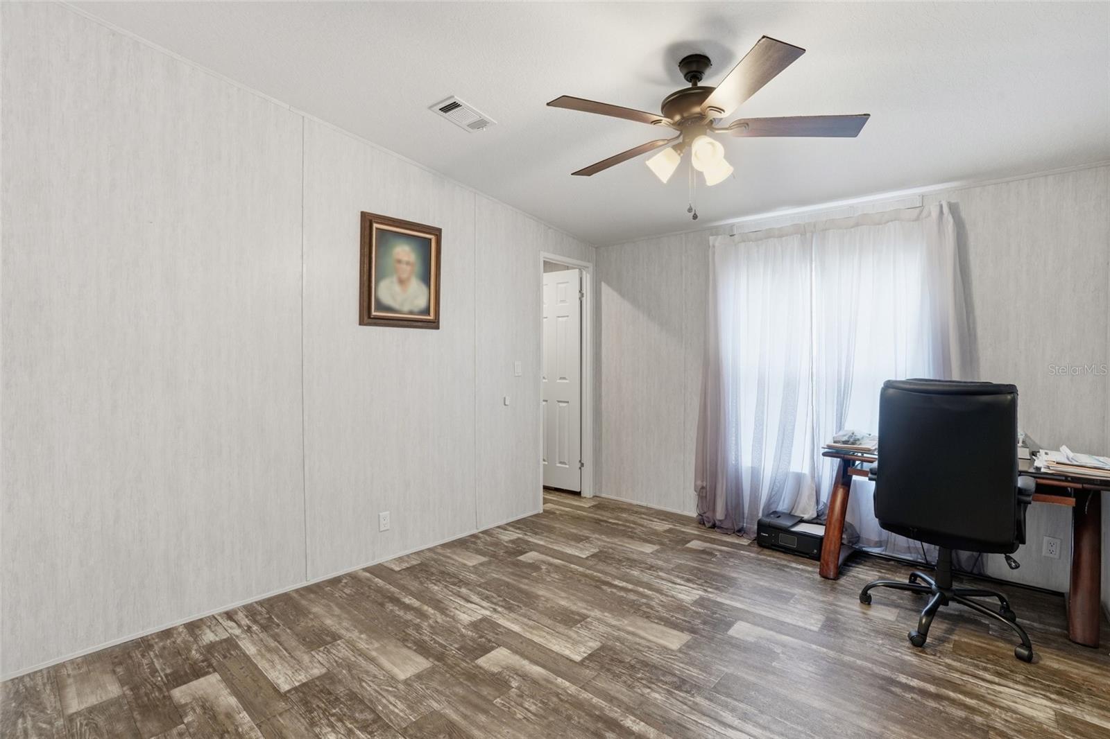 Image 27 of 45 For 3195 Fernwood Lane