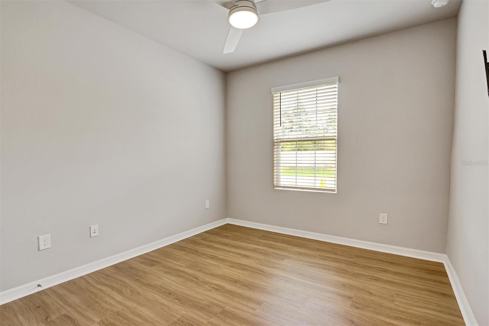 Image 10 of 38 For 20462 Plumwood Loop