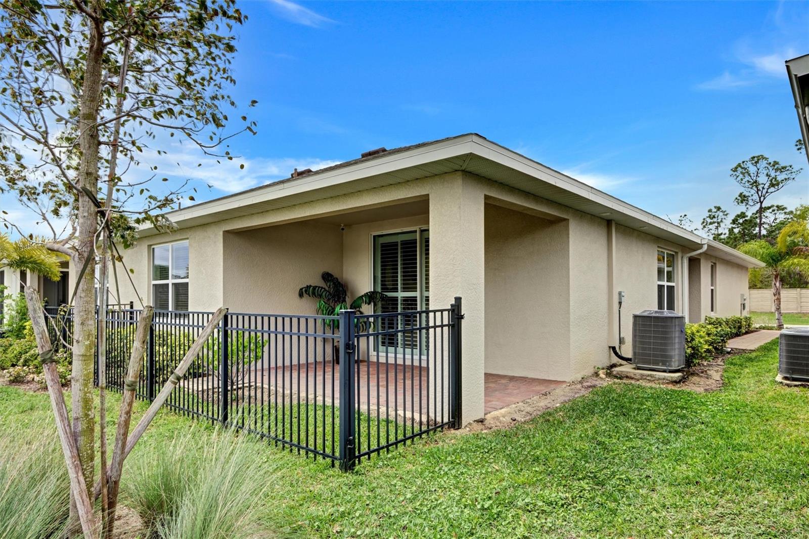 Image 14 of 38 For 20462 Plumwood Loop