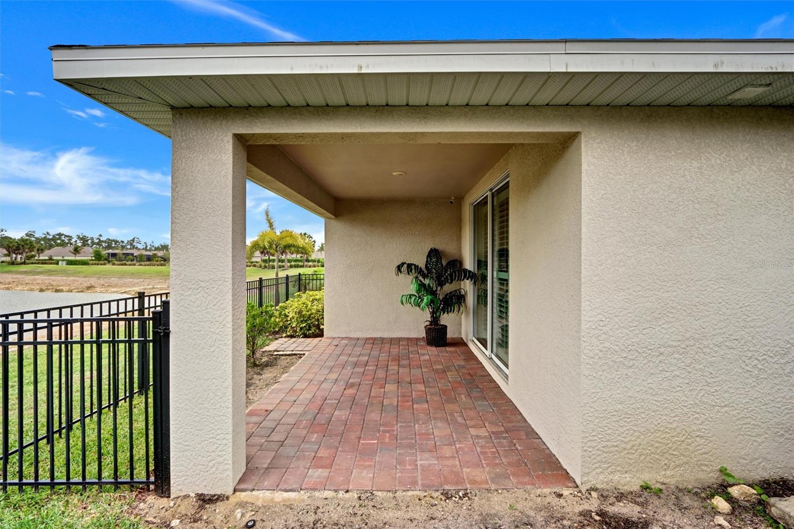 Image 16 of 38 For 20462 Plumwood Loop