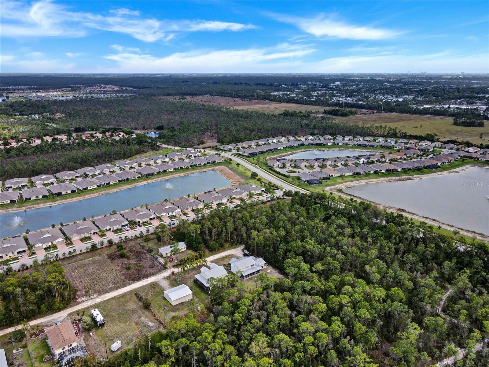 Image 36 of 38 For 20462 Plumwood Loop
