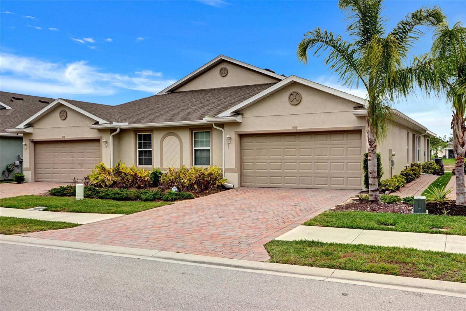Image 4 of 38 For 20462 Plumwood Loop