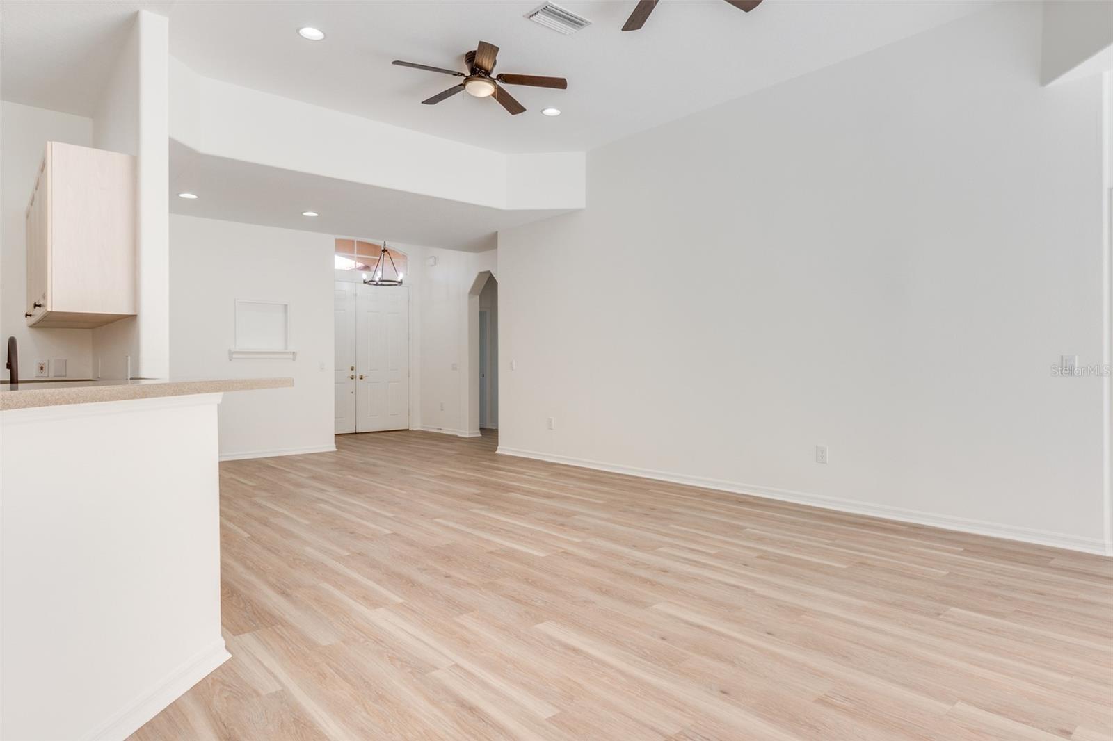 Image 10 of 51 For 5174 Pine Shadow Lane