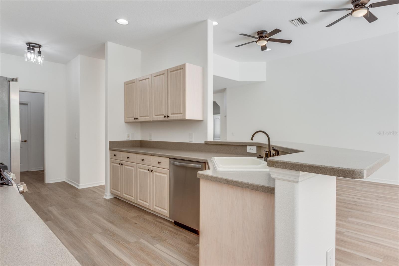 Image 14 of 51 For 5174 Pine Shadow Lane