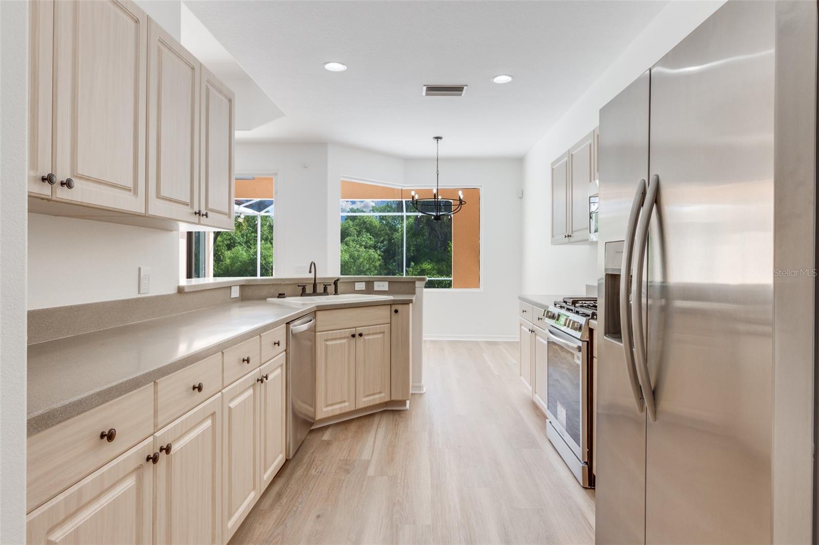 Image 16 of 51 For 5174 Pine Shadow Lane