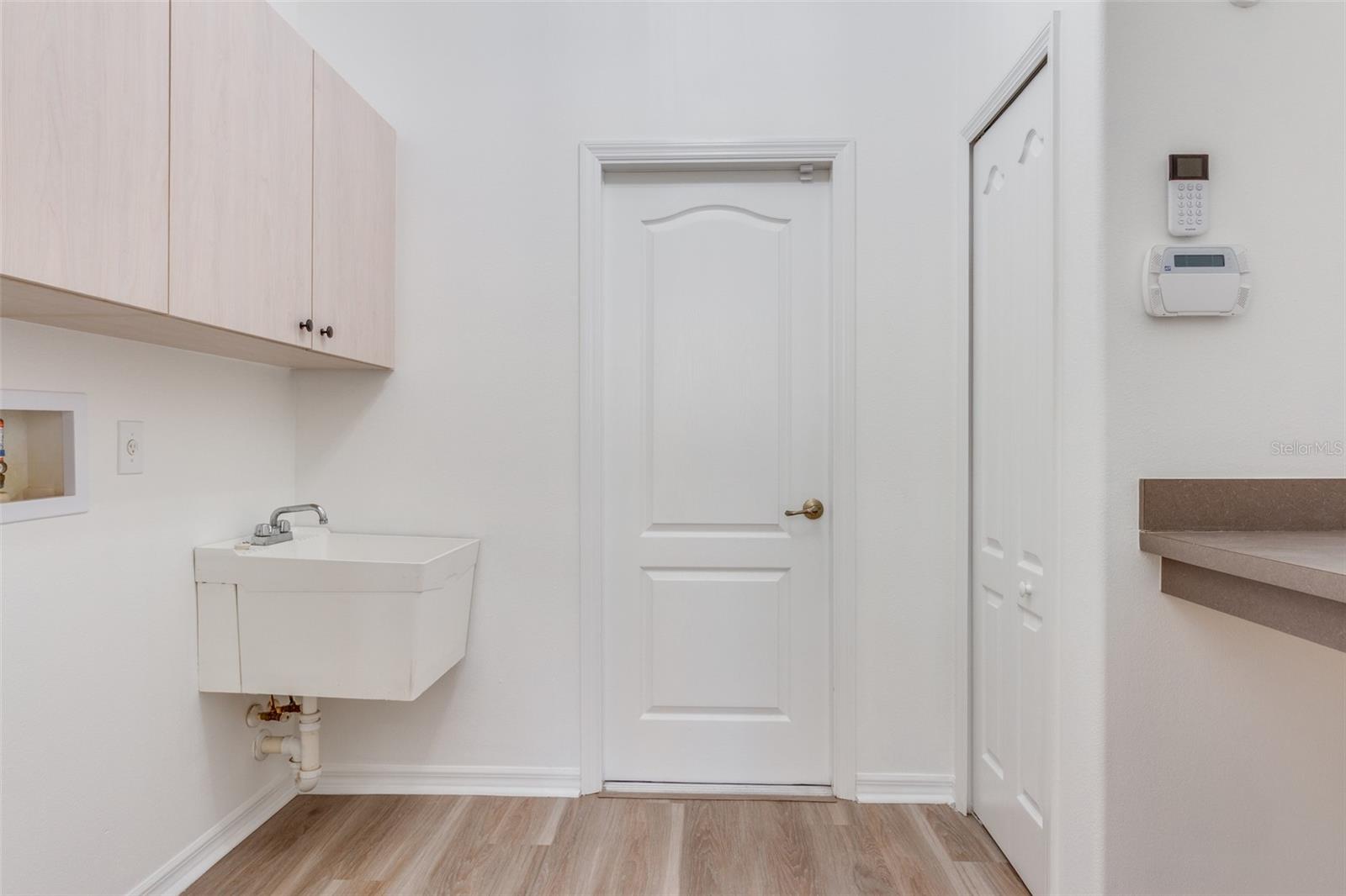 Image 29 of 51 For 5174 Pine Shadow Lane