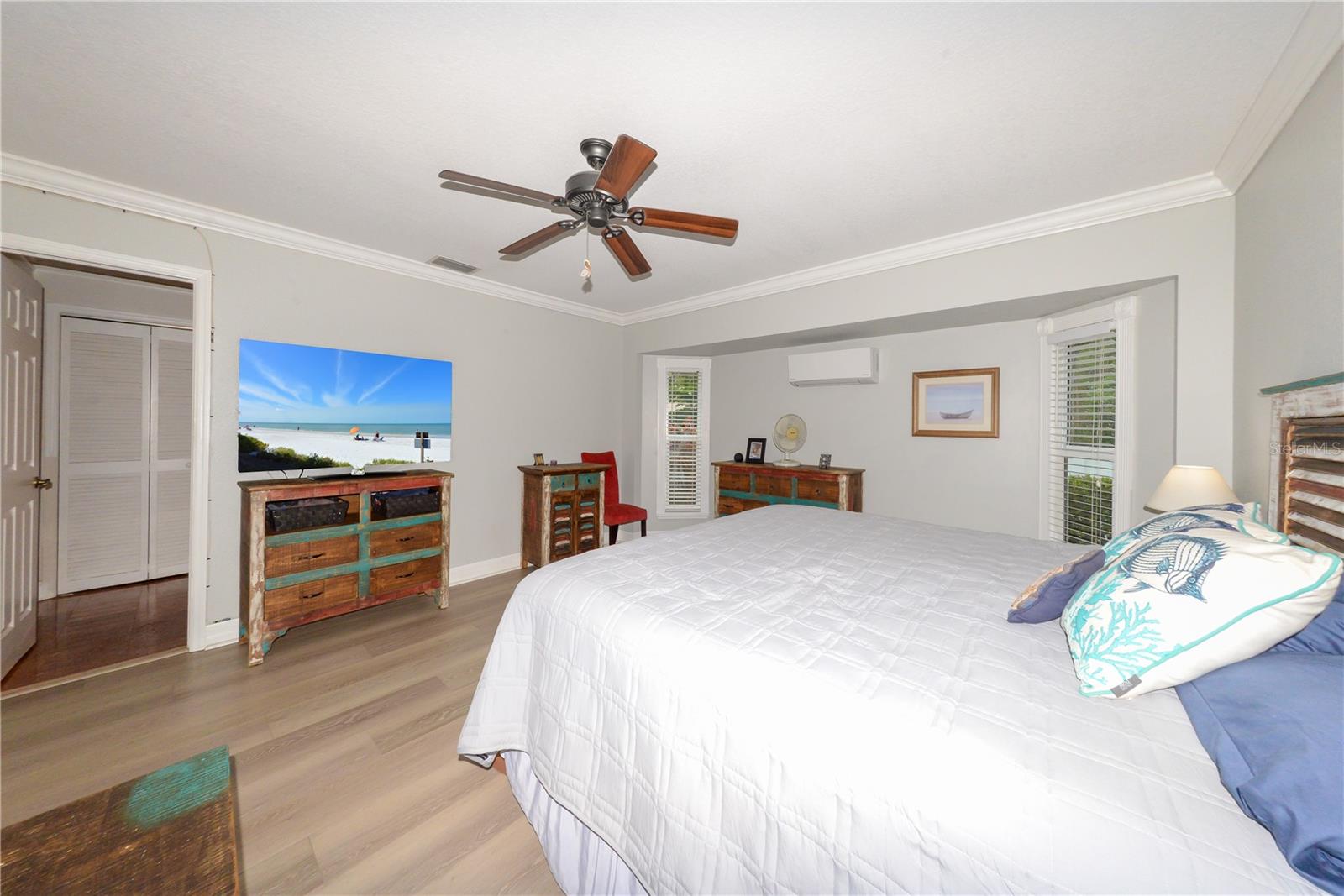 Image 14 of 33 For 1025 Northview Street