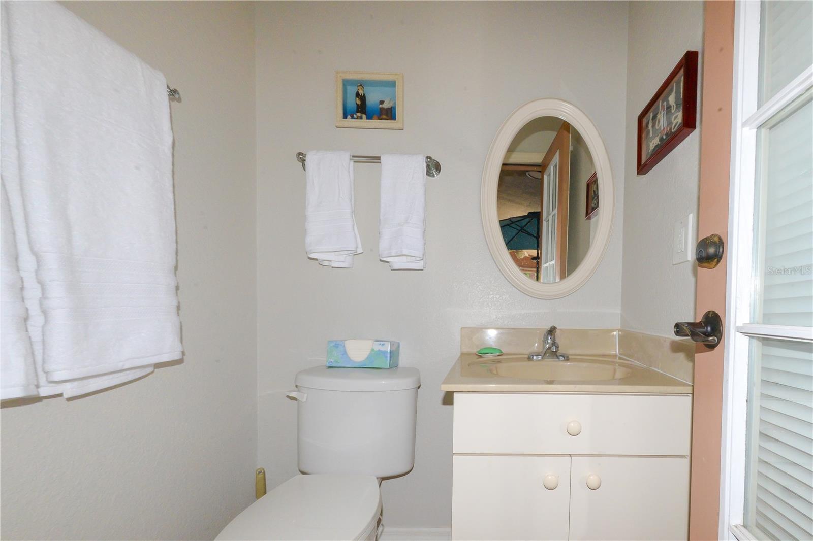 Image 28 of 33 For 1025 Northview Street