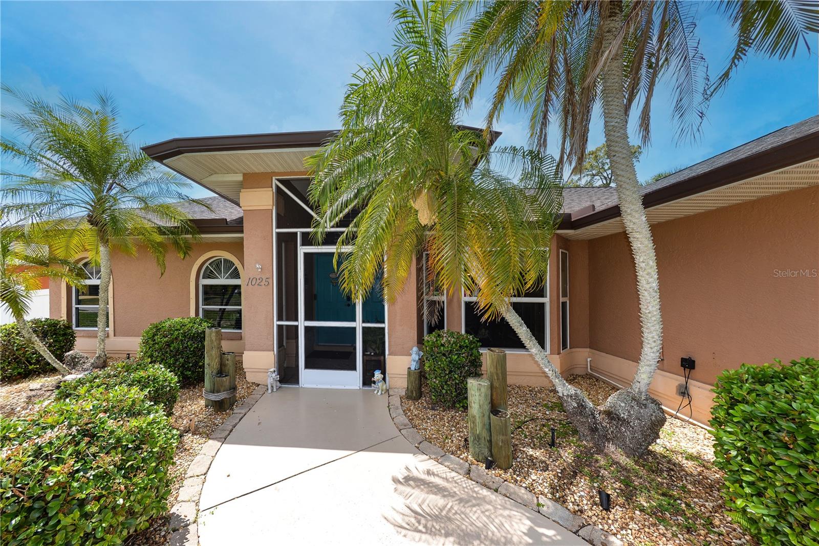 Image 3 of 33 For 1025 Northview Street