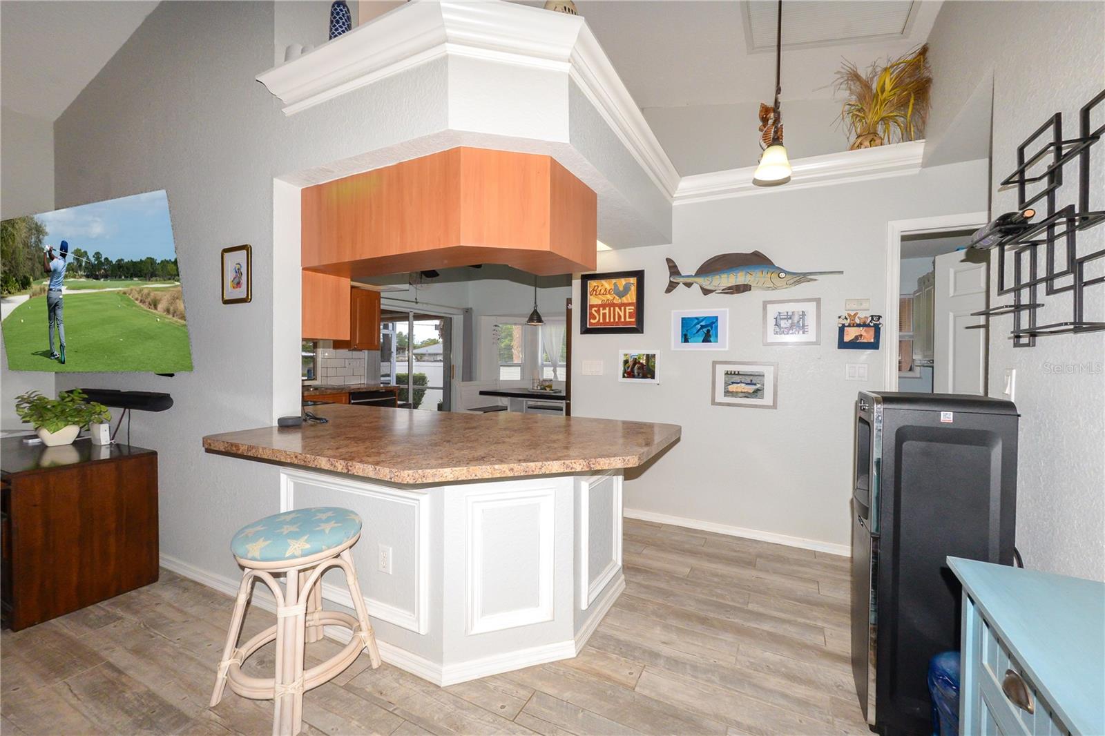 Image 9 of 33 For 1025 Northview Street