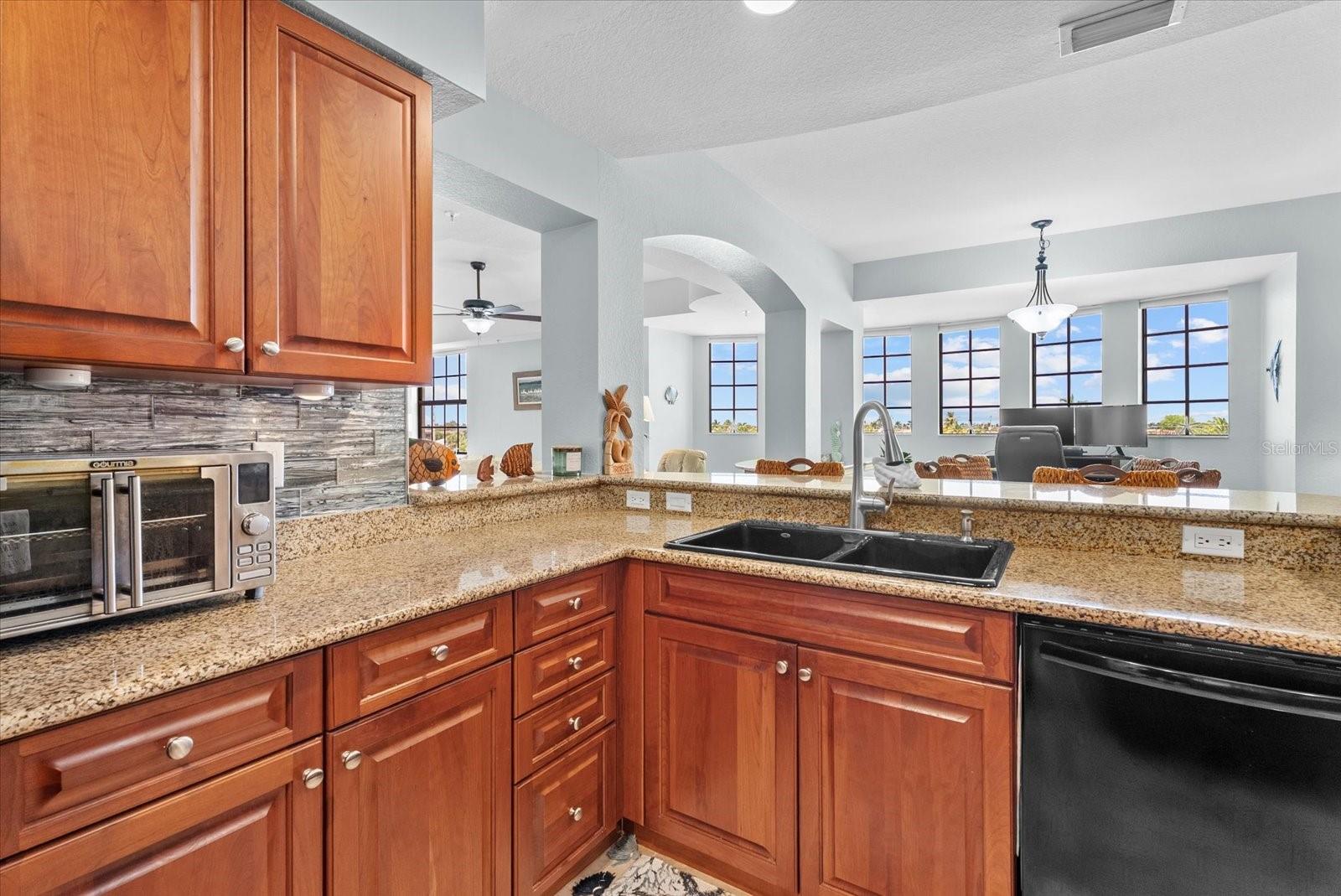 Image 13 of 38 For 1349 Aqui Esta Drive 136