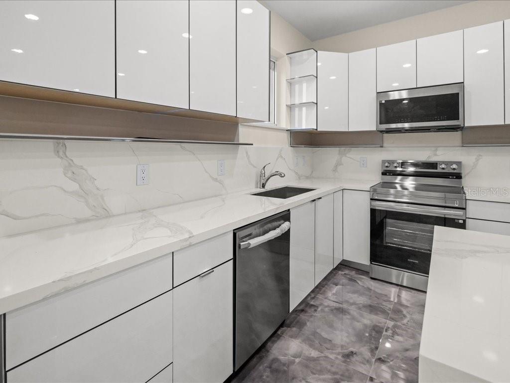 Image 13 of 39 For 14150 Appleton Boulevard