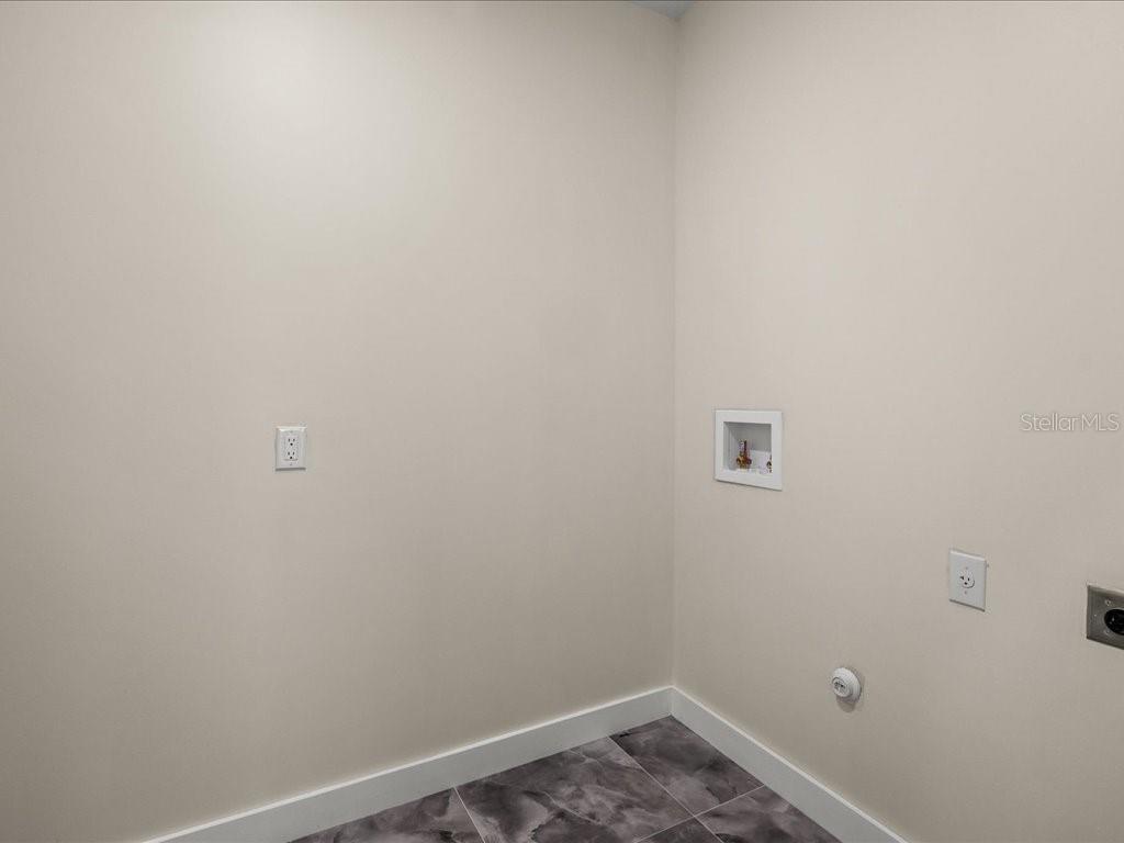 Image 23 of 39 For 14150 Appleton Boulevard