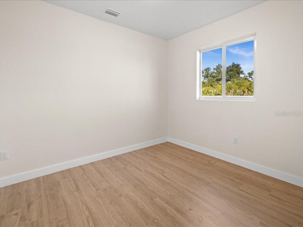 Image 26 of 39 For 14150 Appleton Boulevard