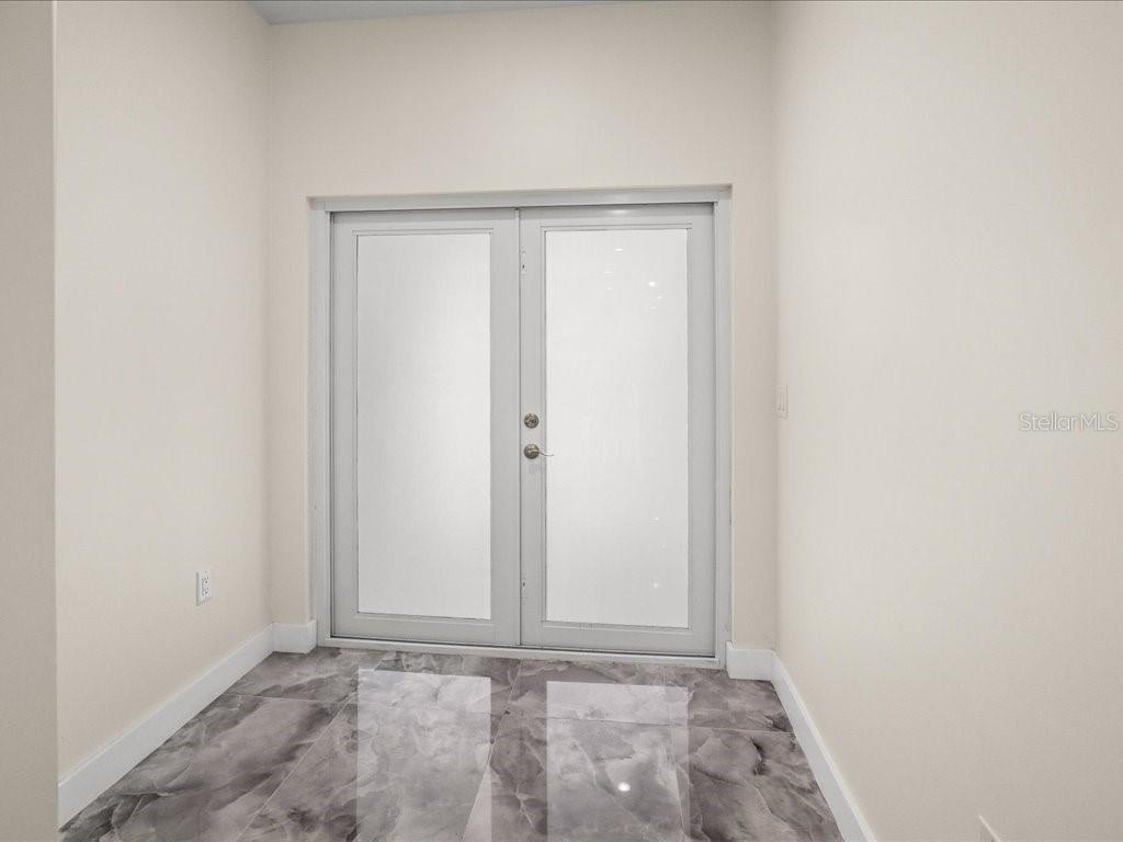 Image 6 of 39 For 14150 Appleton Boulevard