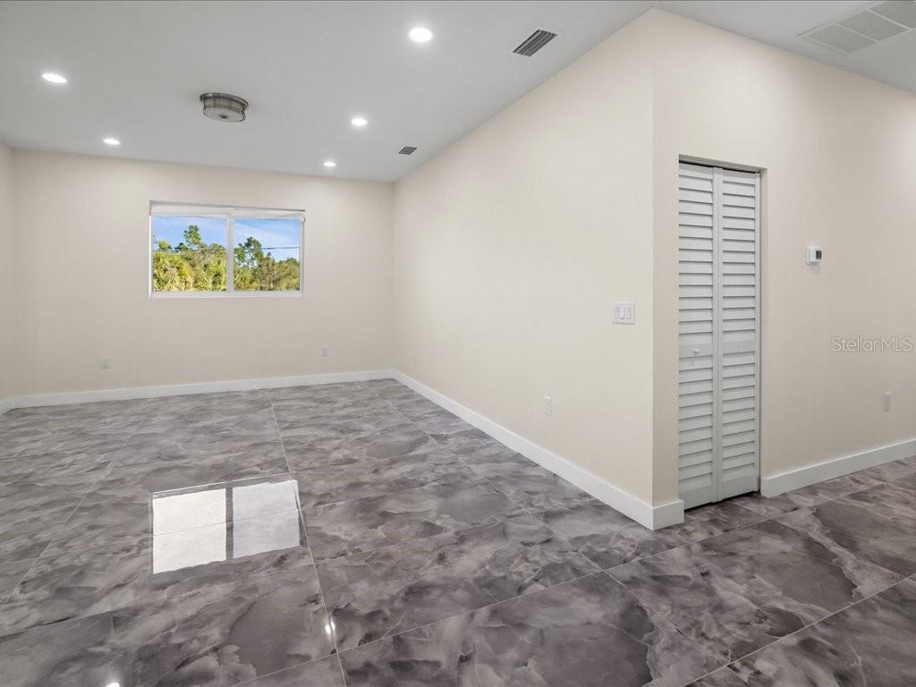 Image 7 of 39 For 14150 Appleton Boulevard