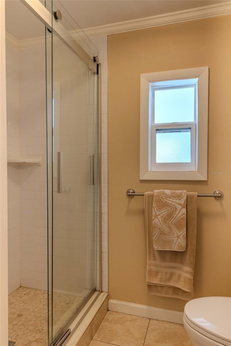 Image 20 of 85 For 2100 Kings Highway 497