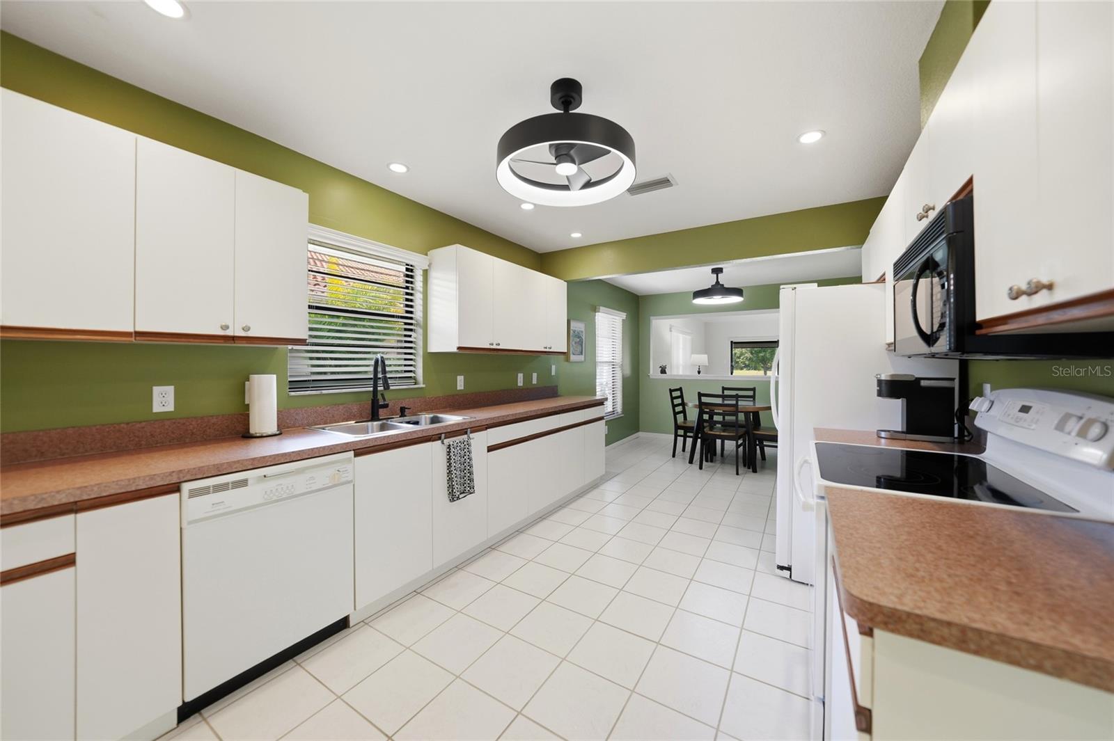 Image 11 of 27 For 11275 Courtney Drive