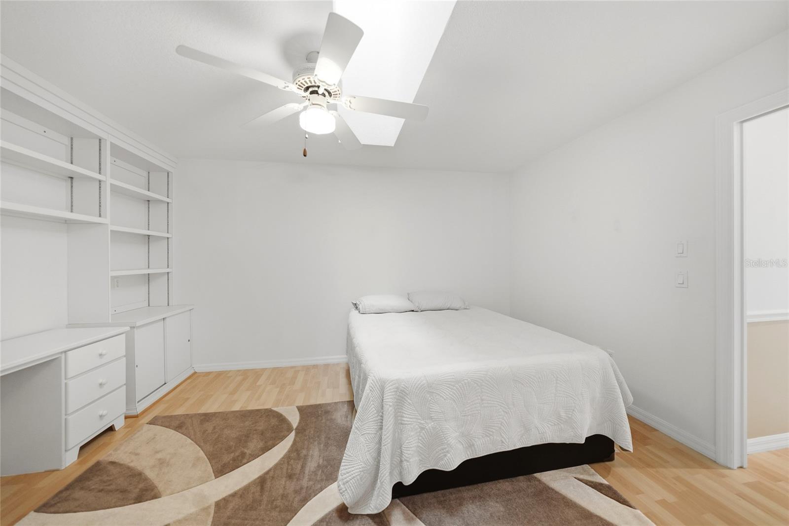 Image 18 of 27 For 11275 Courtney Drive