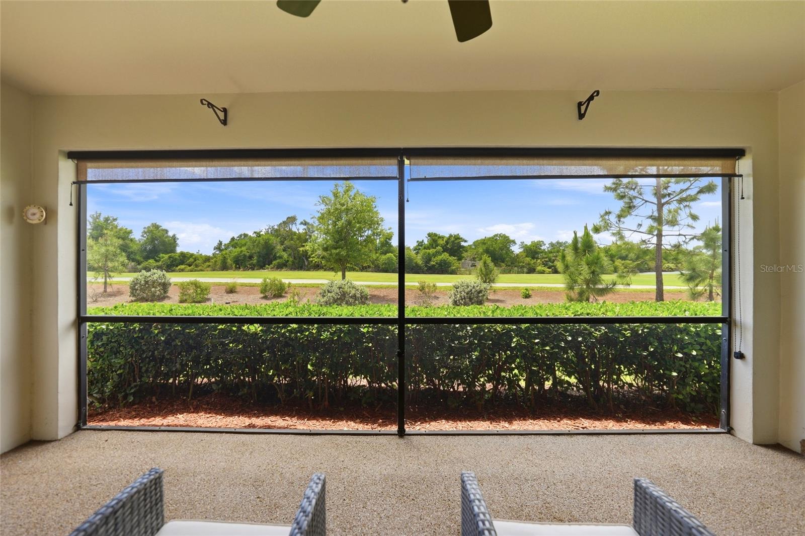 Image 23 of 27 For 11275 Courtney Drive