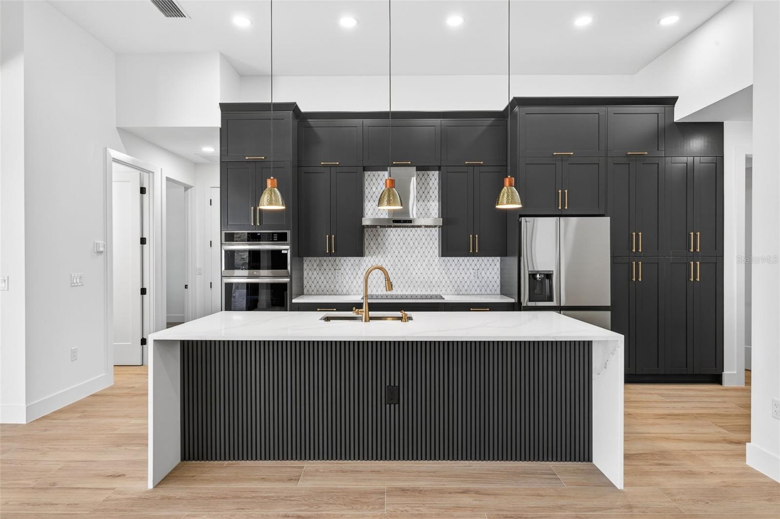 Image 10 of 57 For 2551 26th Place