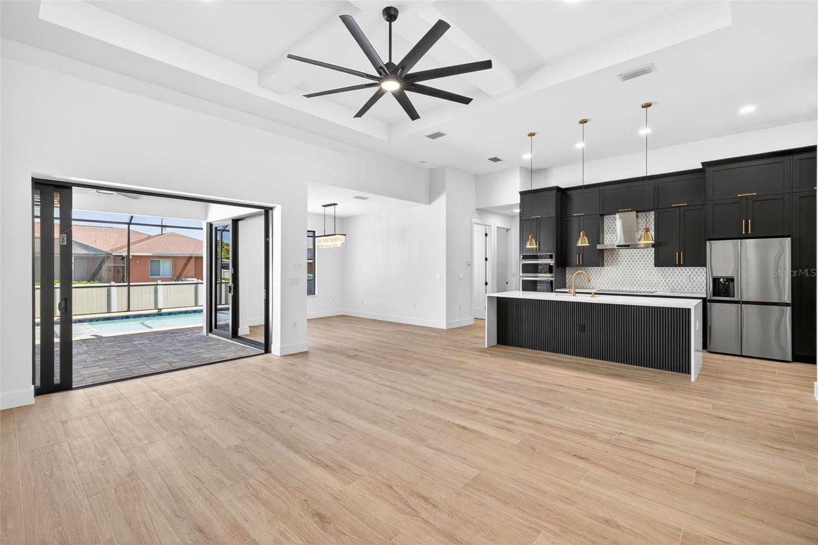 Image 5 of 57 For 2551 26th Place