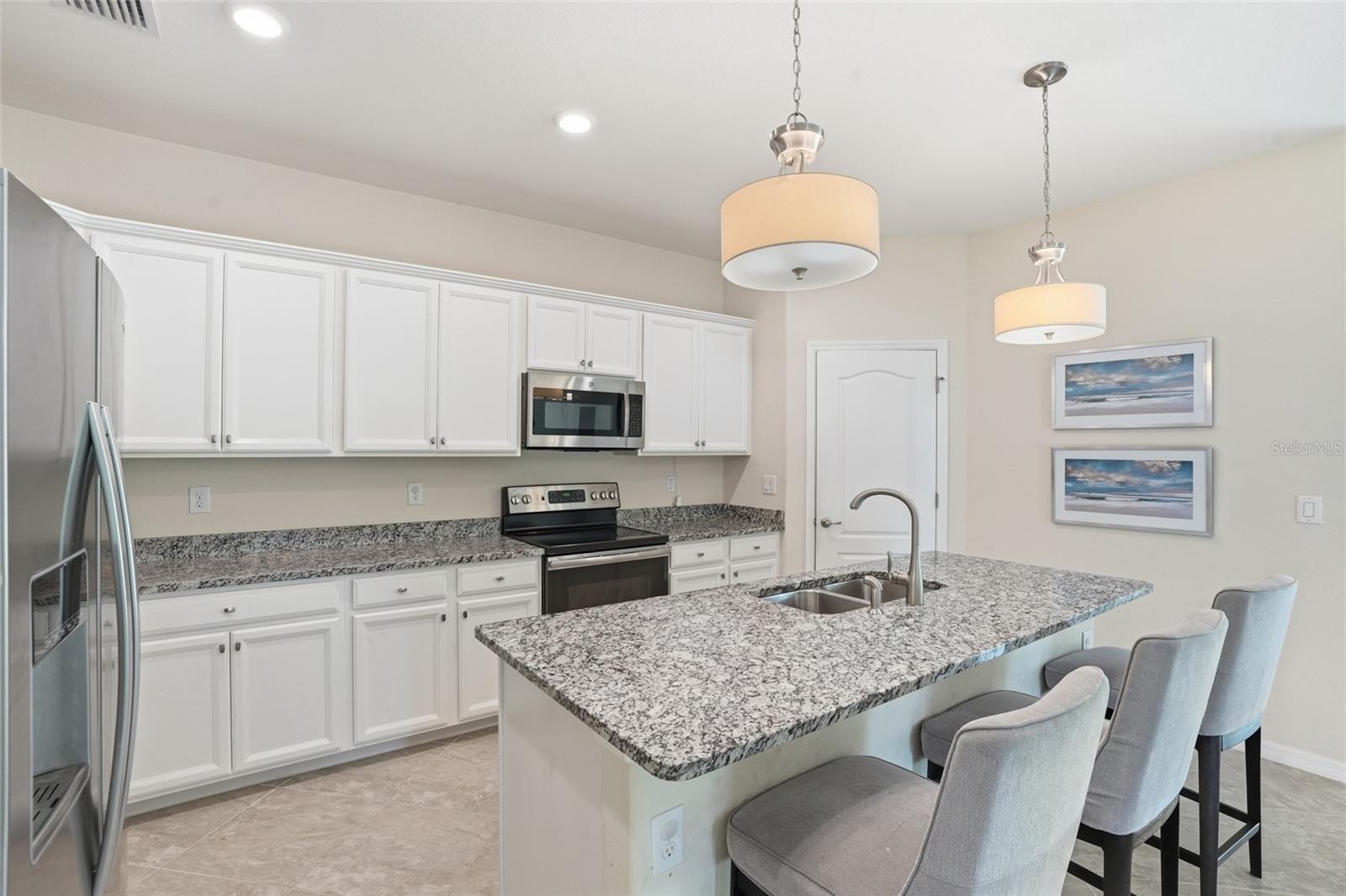 Image 12 of 37 For 14018 Aledo Court