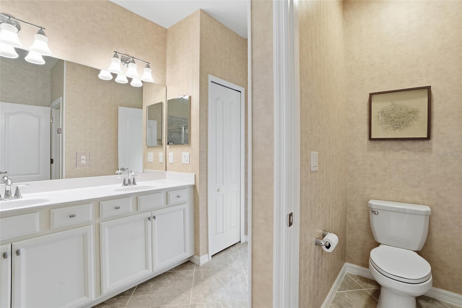 Image 23 of 37 For 14018 Aledo Court