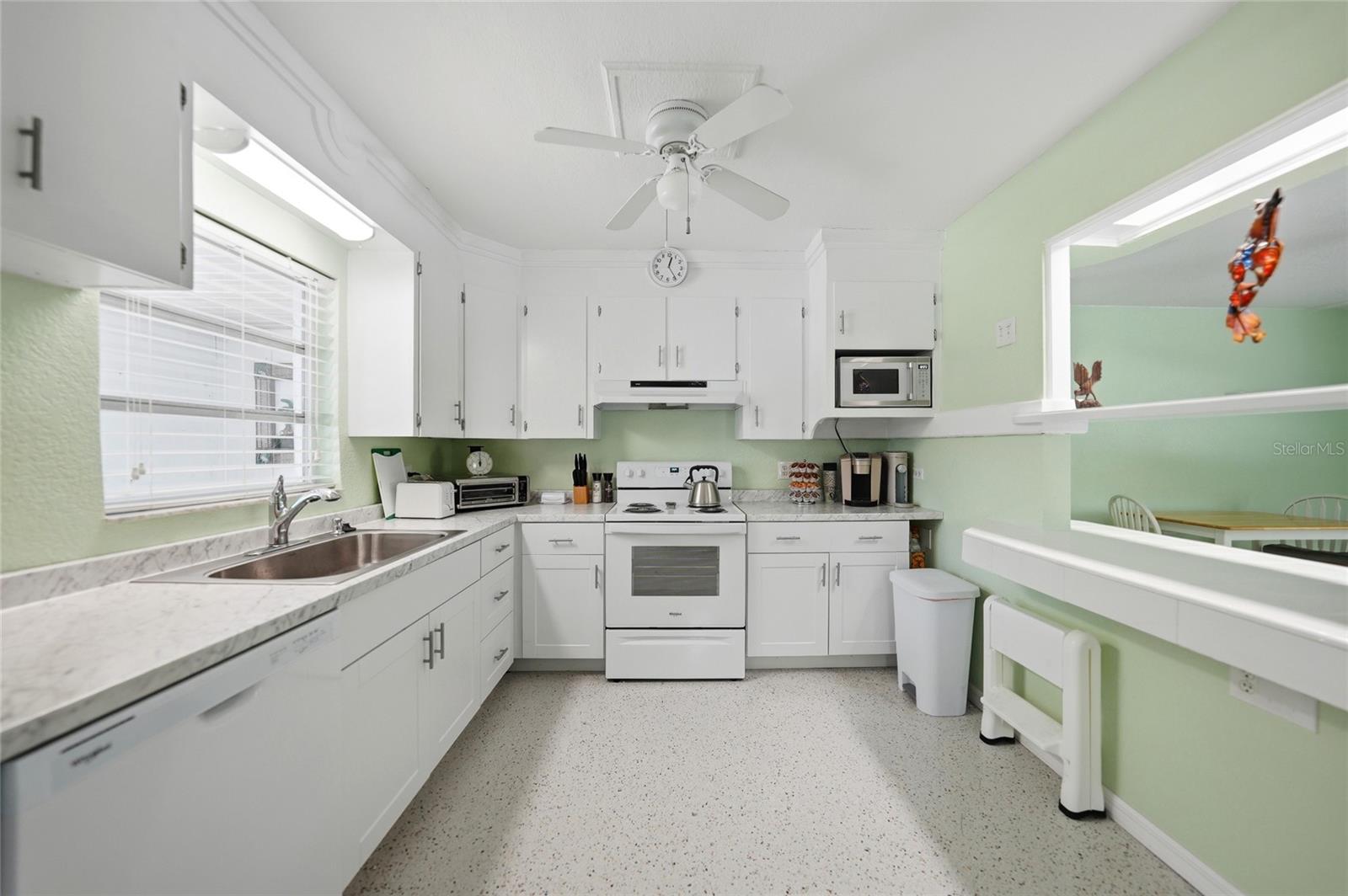 Image 10 of 48 For 23040 Central Avenue