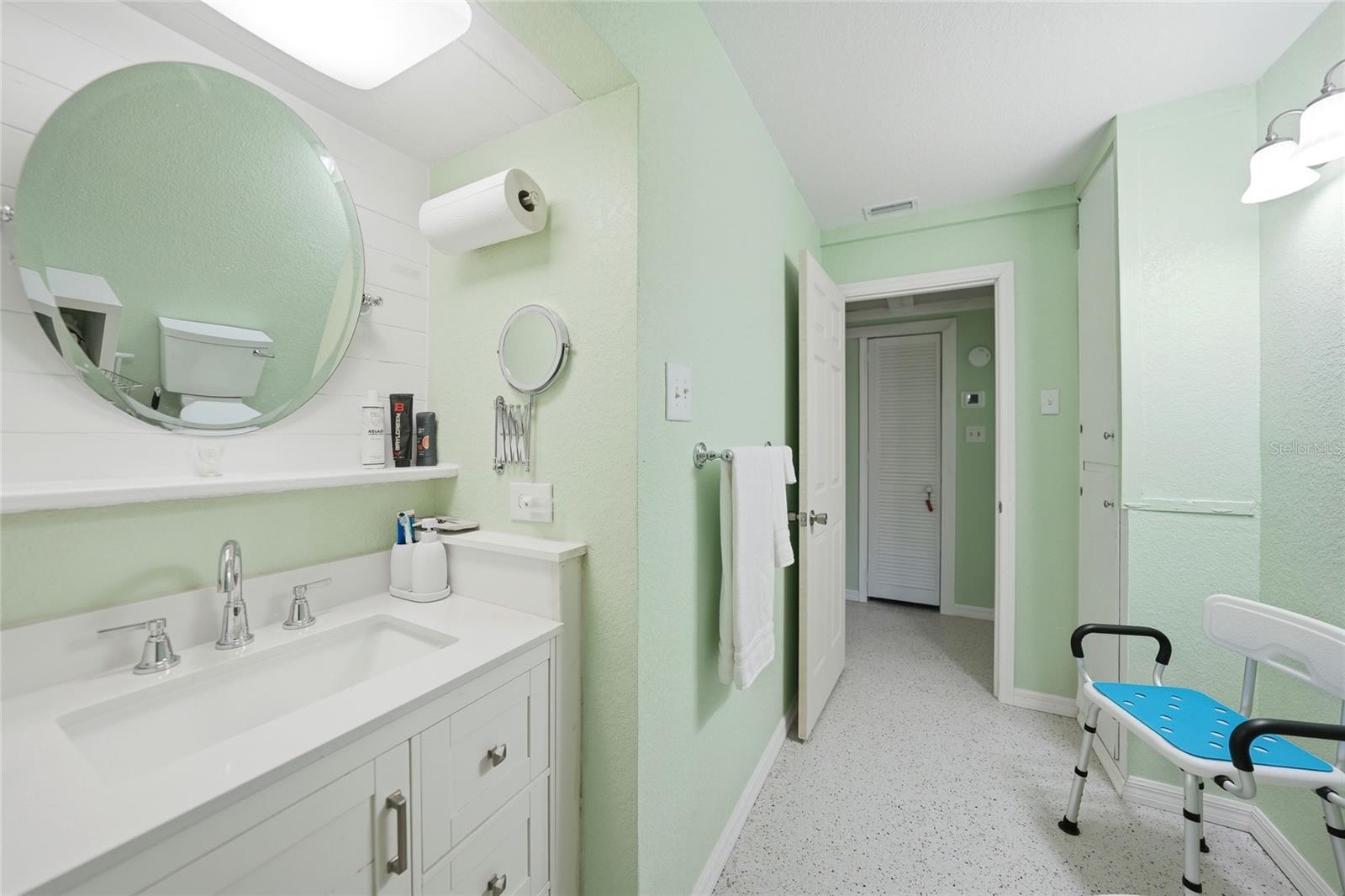 Image 24 of 48 For 23040 Central Avenue