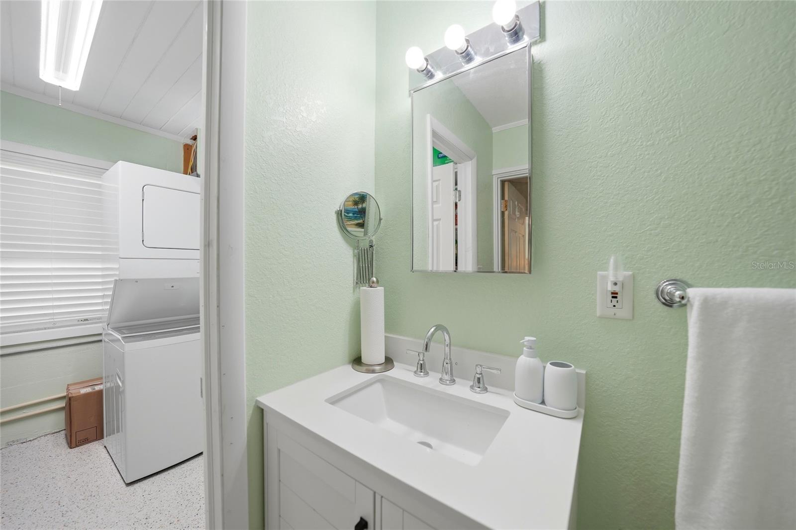 Image 30 of 48 For 23040 Central Avenue