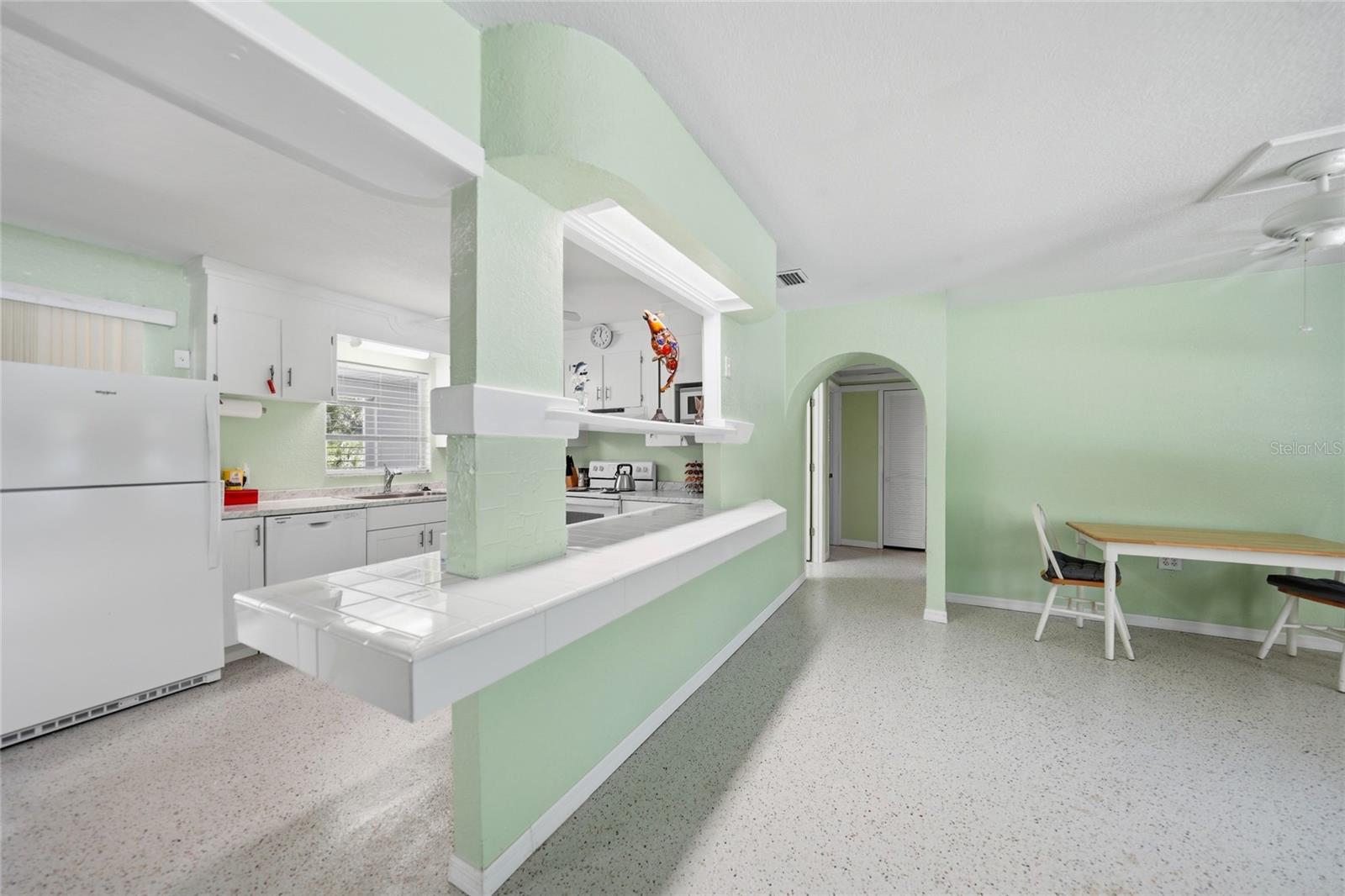 Image 9 of 48 For 23040 Central Avenue