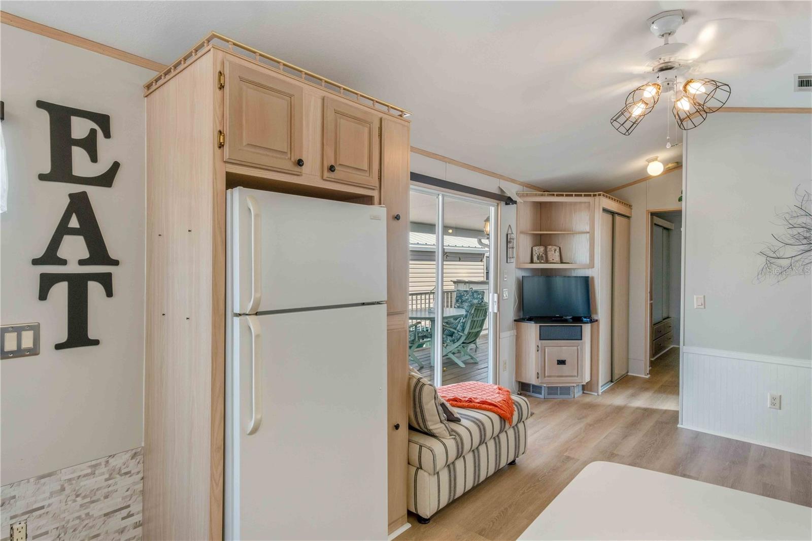 Image 13 of 28 For 1475 Flamingo Drive 195