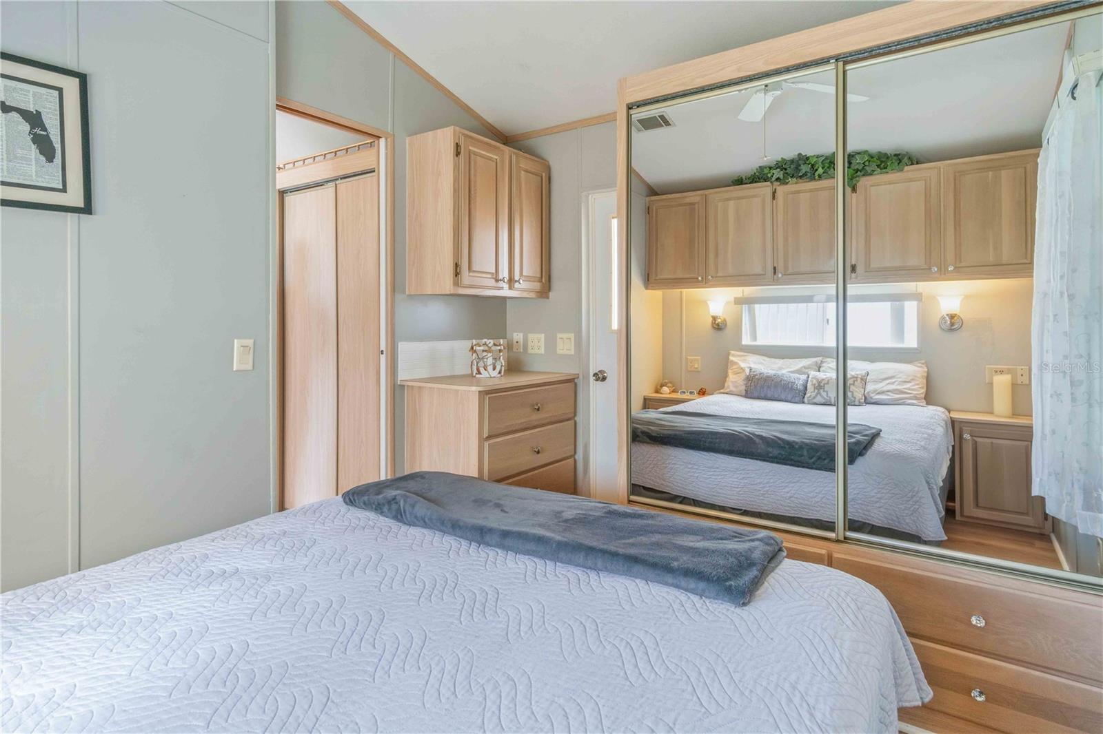 Image 19 of 28 For 1475 Flamingo Drive 195