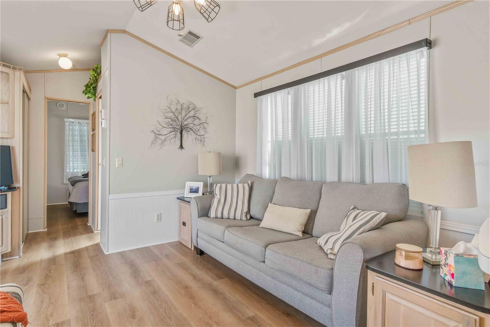 Image 8 of 28 For 1475 Flamingo Drive 195