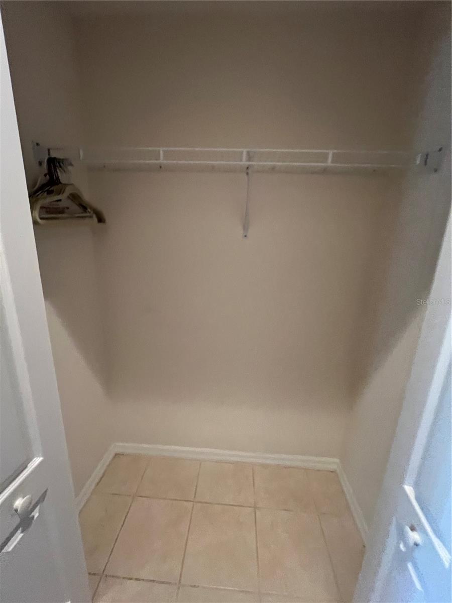 Image 29 of 35 For 4665 Whispering Oaks Drive