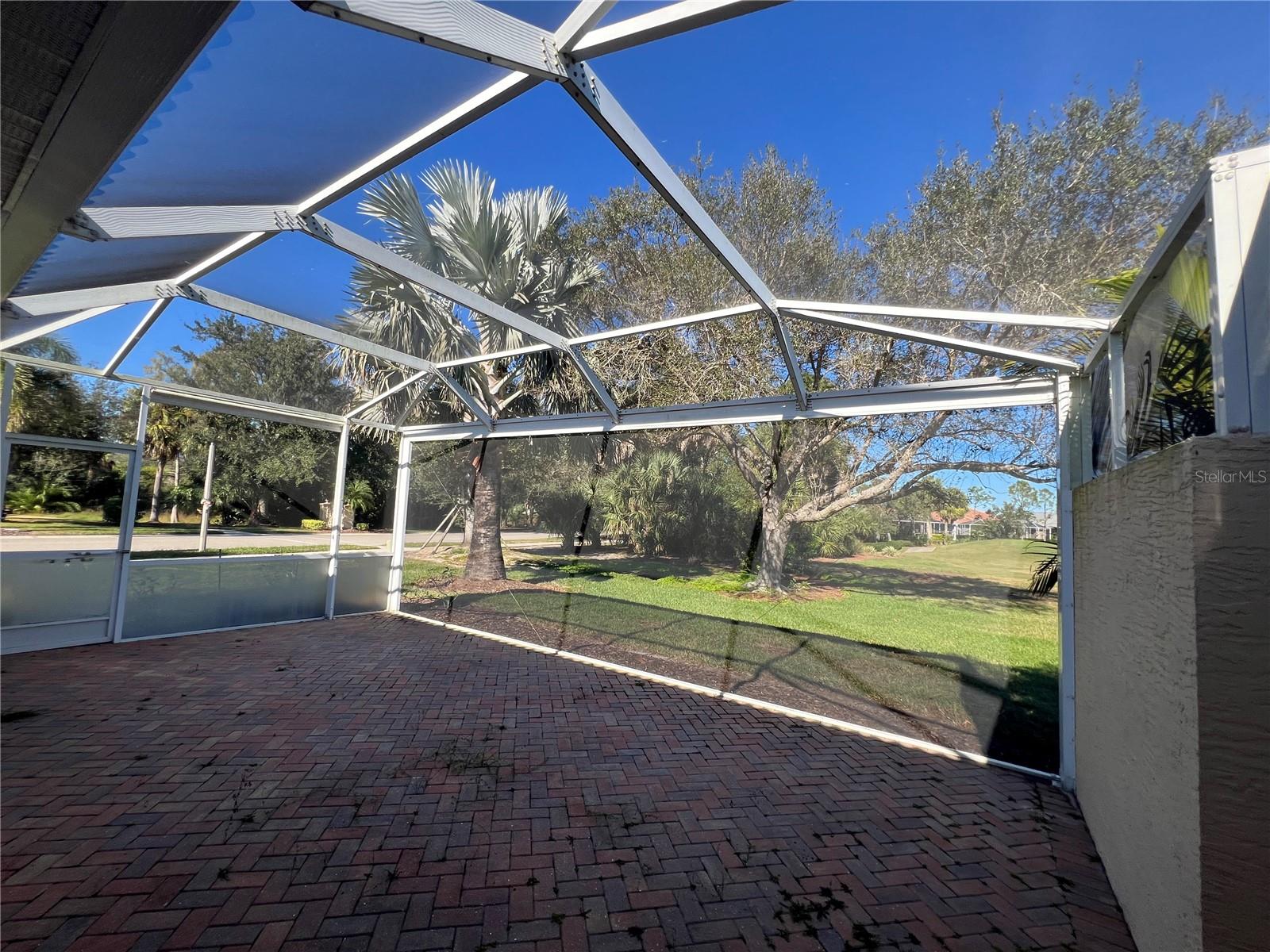 Image 32 of 35 For 4665 Whispering Oaks Drive