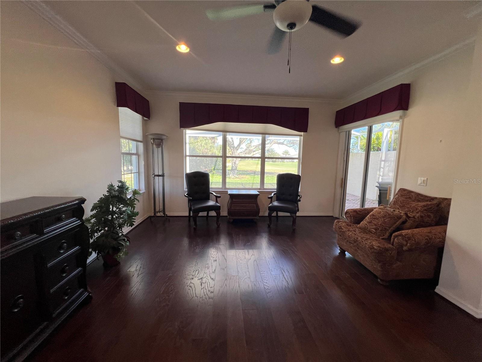 Image 6 of 35 For 4665 Whispering Oaks Drive