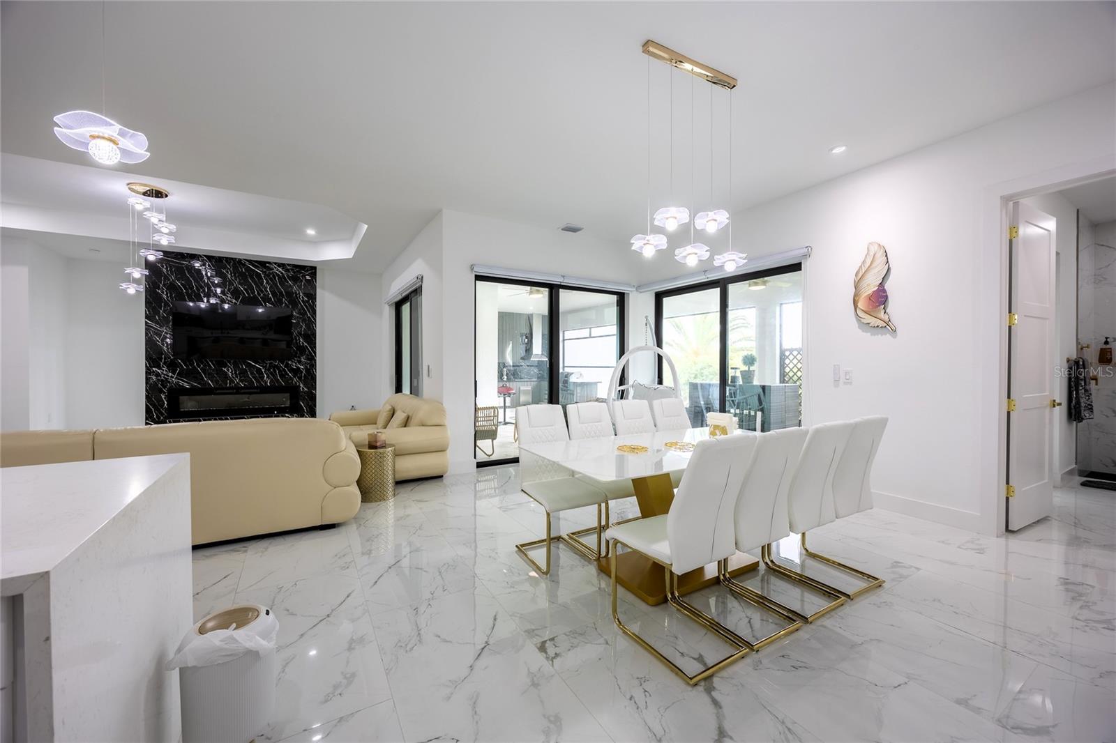 Image 21 of 81 For 4301 10th Street W