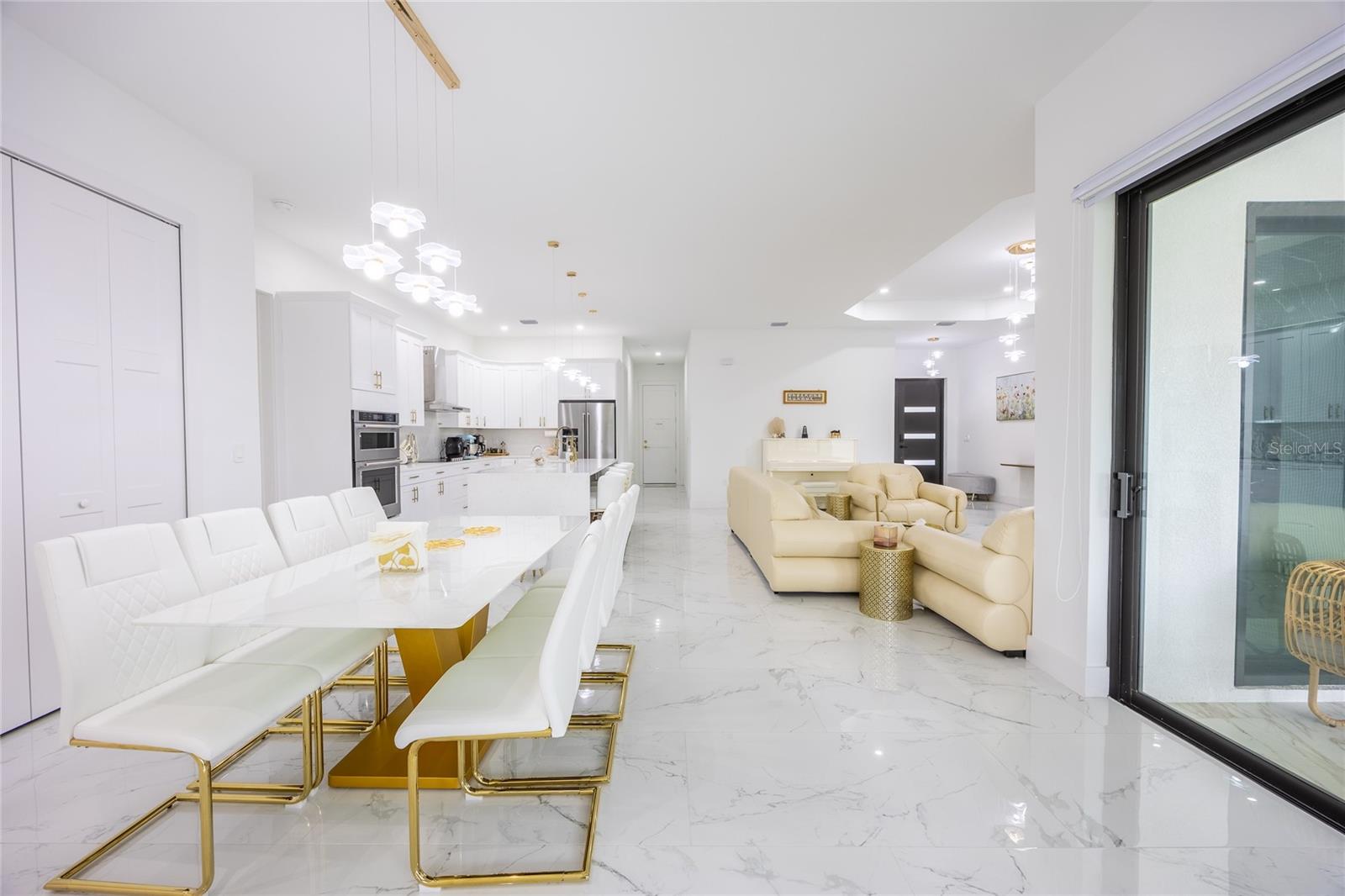 Image 23 of 81 For 4301 10th Street W