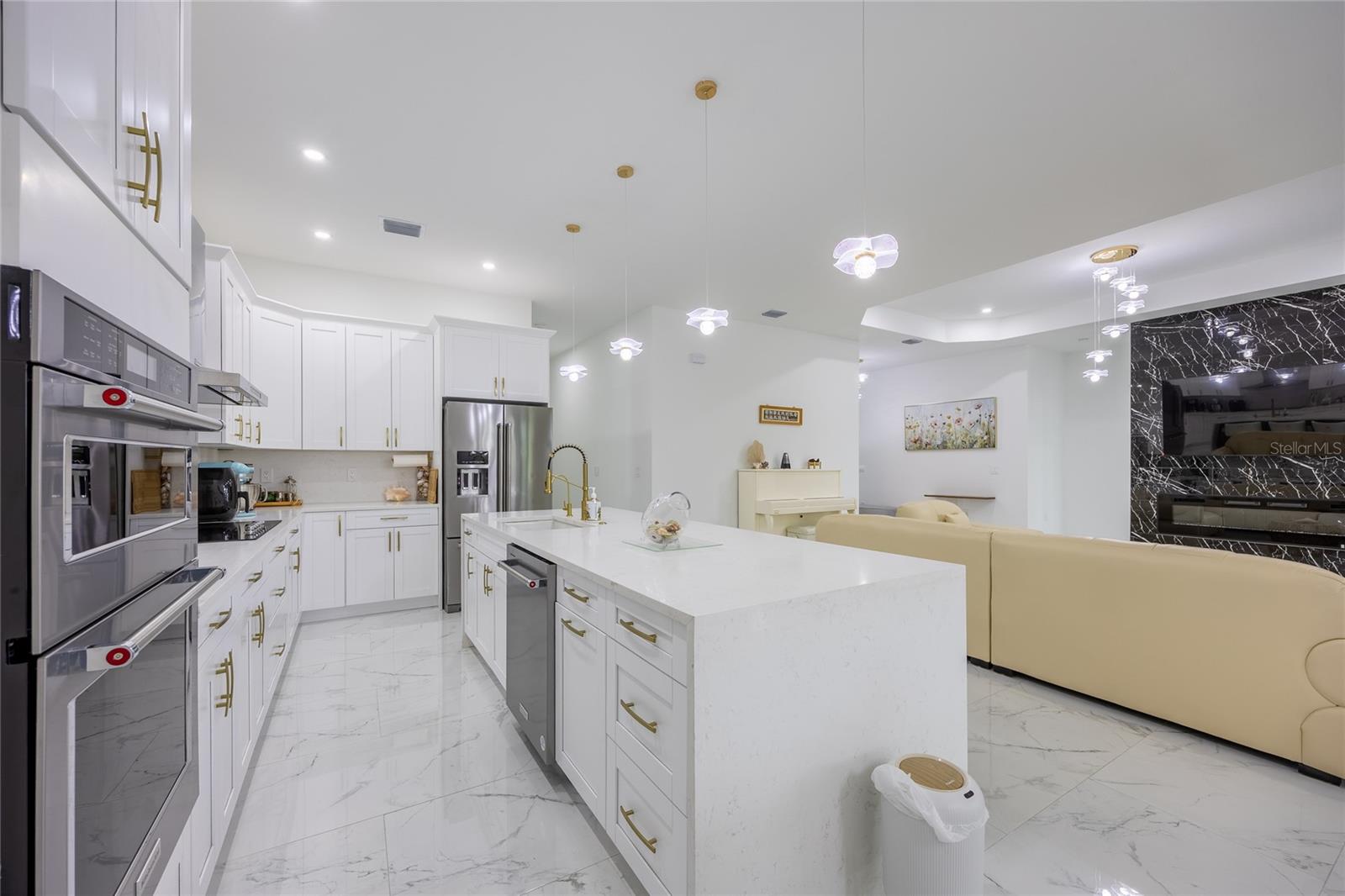 Image 25 of 81 For 4301 10th Street W