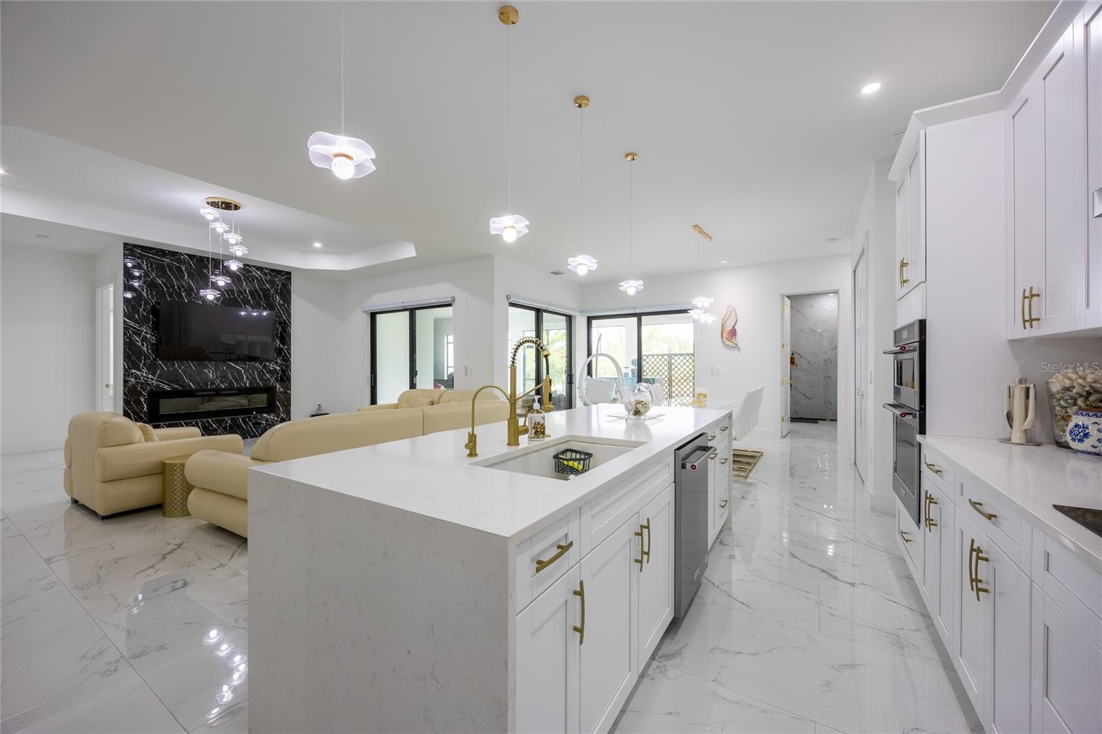 Image 29 of 81 For 4301 10th Street W