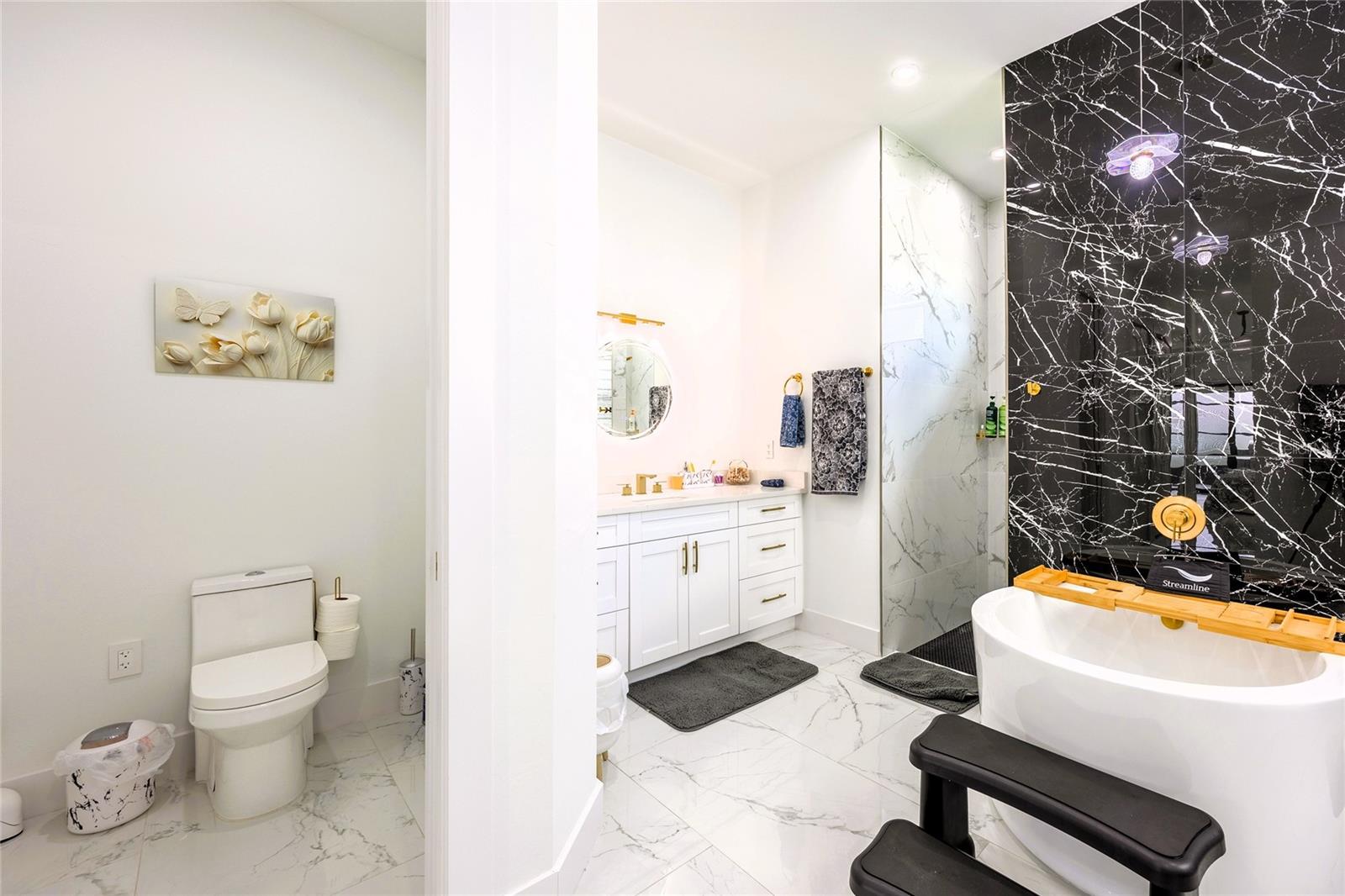 Image 39 of 81 For 4301 10th Street W