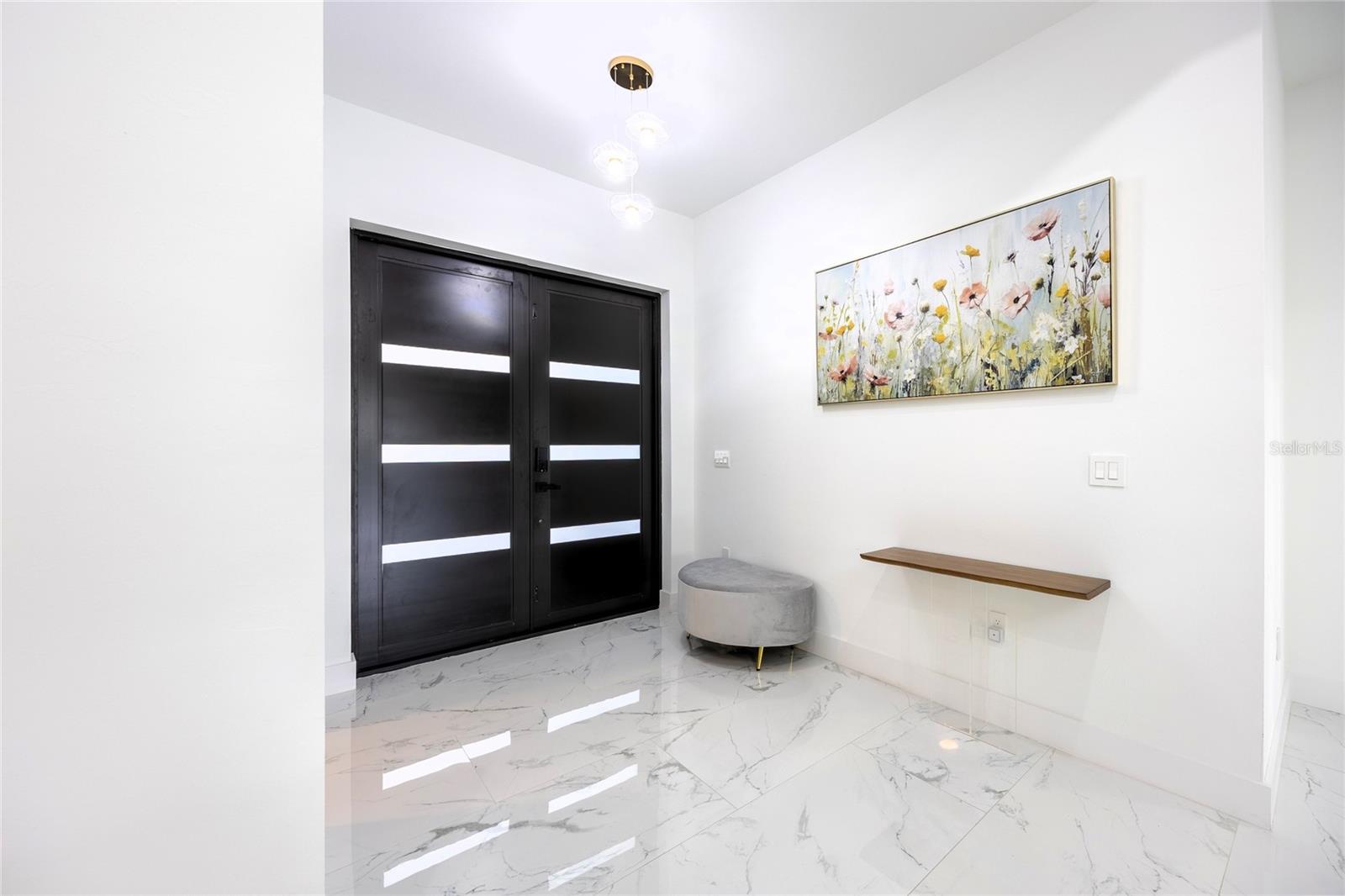 Image 5 of 81 For 4301 10th Street W