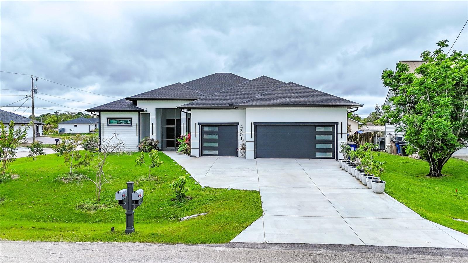 Image 68 of 81 For 4301 10th Street W