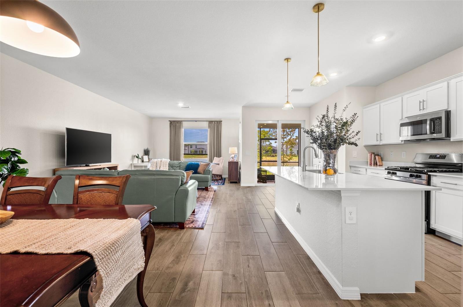 Image 11 of 54 For 15021 Anchorage Road