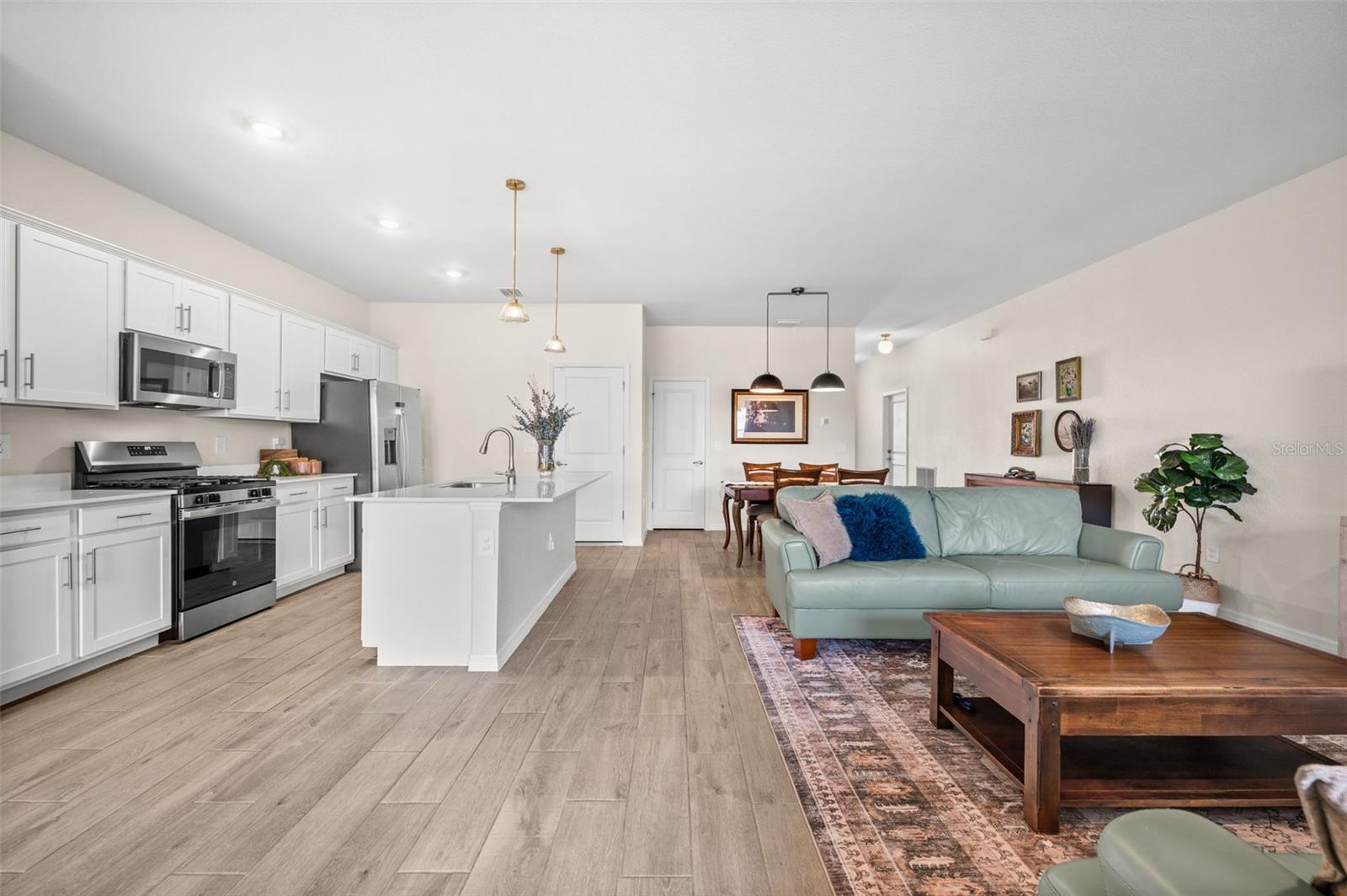 Image 13 of 54 For 15021 Anchorage Road