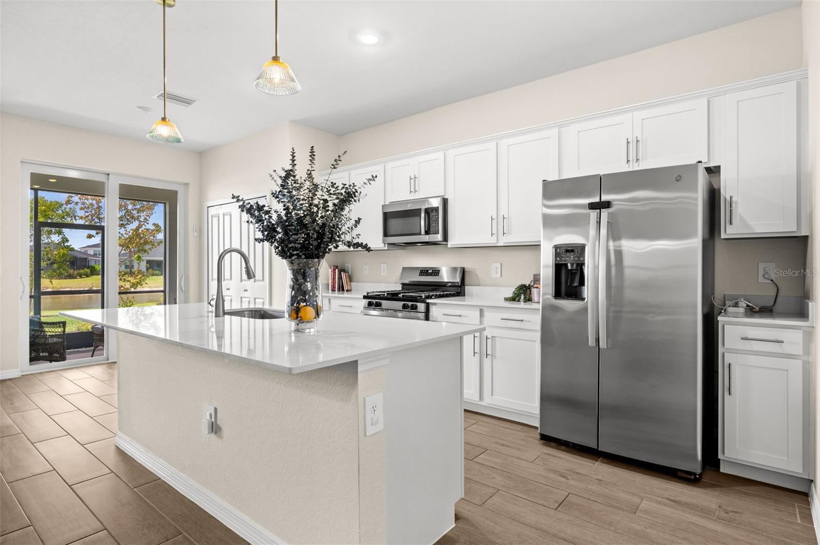 Image 4 of 54 For 15021 Anchorage Road