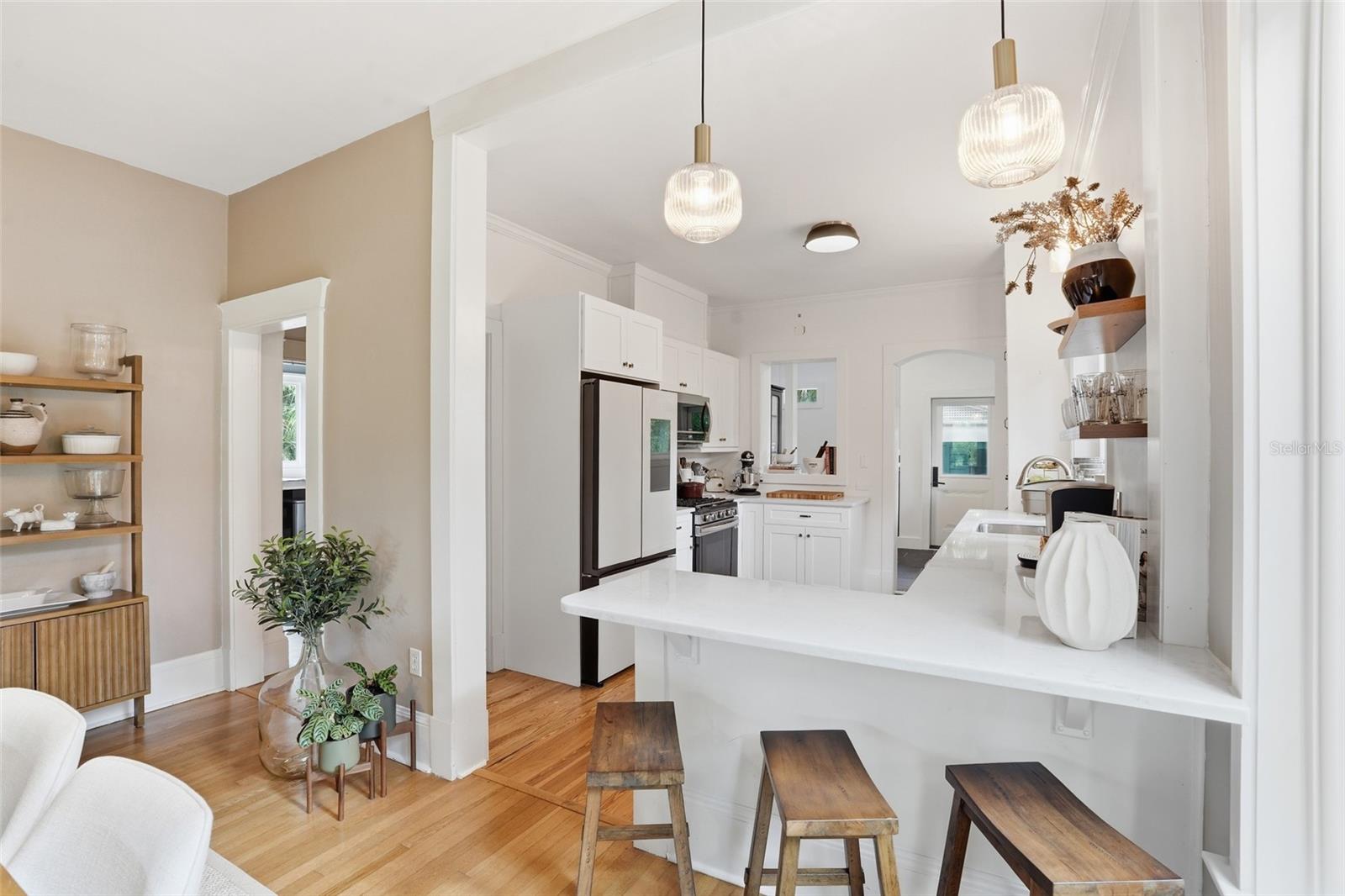 Image 16 of 49 For 1473 Barcelona Avenue